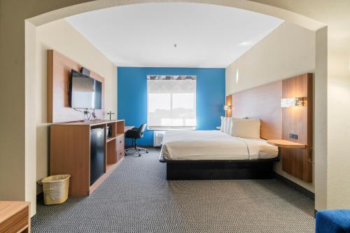 America's Best Value Inn & Suites-Livingston - image 14