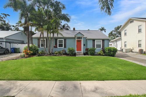 Charming Bradenton Getaway On The Gulf Coast - Flip Flop Retreat