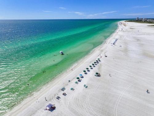 Palm Bay Club By Beachside Management