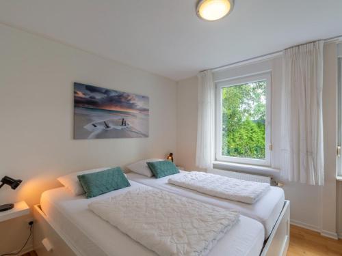 Huisje Prima - Gemutliches Ferienhaus fur 8 Personen in Sint Maartensvlotbrug