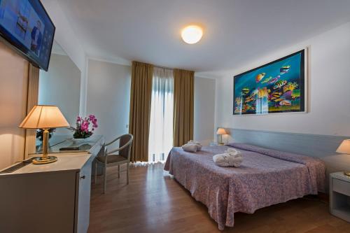 Hotel Meridianus Ideally located in the prime touristic area of Lignano Sabbiadoro, Hotel Meridianus promises a relaxing and wonderful visit. The property features a wide range of facilities to make your stay a pleasa