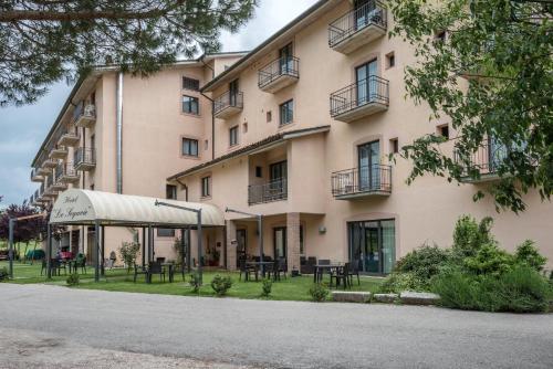 Hotel Ristorante le Sequoie