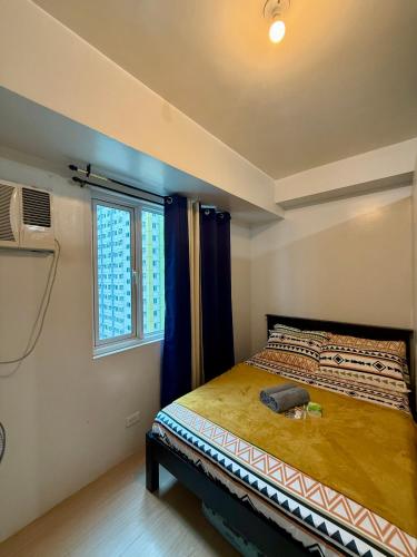 MPlace Tower D Condo Unit, Manille