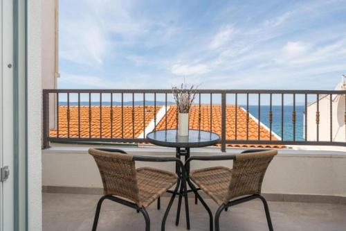 Apartments by the sea Drasnice Makarska - 24891 - image 4