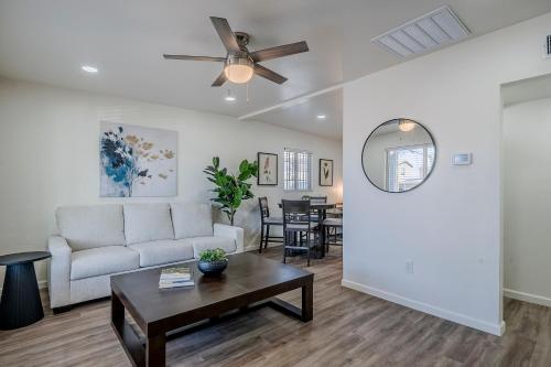 University Duplex by Tucson Renter Properties - image 3