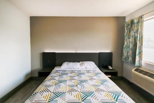 1 queen bed