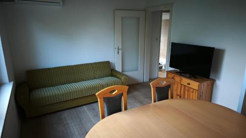 zonă comună salon/TV, 3 Zimmer Ferienwohnung in Gadheim