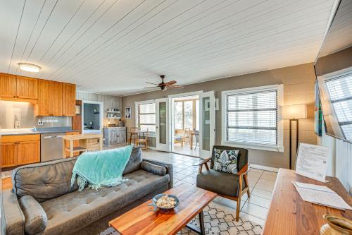 Relax & Refresh: Waterfront Cottage in Panacea in Crawfordville (FL)