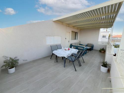 Sea Breeze Oasis