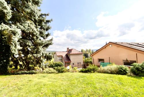 حديقة, Apartmán u Berounky (Apartman u Berounky) in بيرون