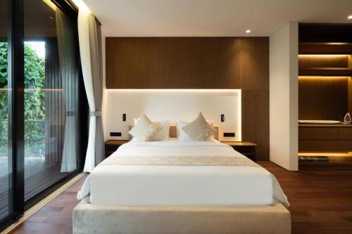 Architect 3BR Villa - Edge of the Jungle, Ubud (Foto 7)