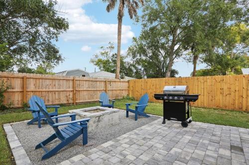 Oasis 4 - Near Downtown with TVs, Arcade, Games, Fun in Other