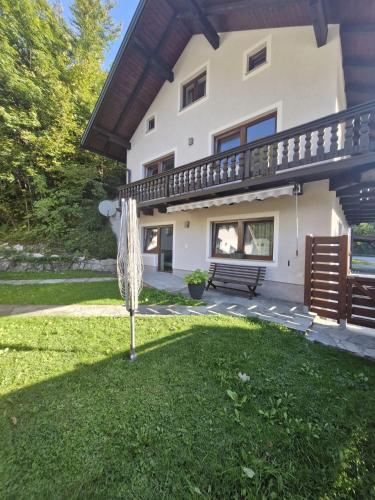Kert, Ferienwohnung am Nissberg Grünau im Almtal (Ferienwohnung am Nissberg Grunau im Almtal) in Grünau im Almtal