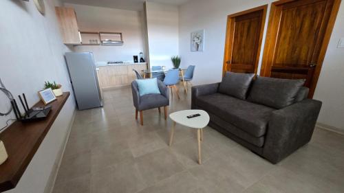 2 bedrooms, 3 beds