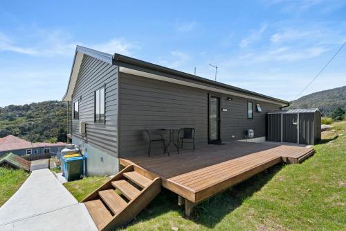 The Derby Cabin Stay! NEW HOT TUB! in เดอร์บี้