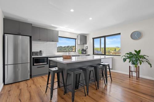 The Derby Cabin Stay! NEW HOT TUB! in เดอร์บี้