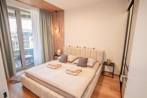 SKY PARK - Luxury Apartment - Free Parking, Братислава (фото 6)