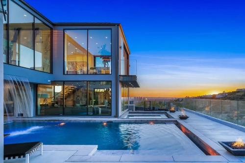 Haslam Terrace, Los Angeles