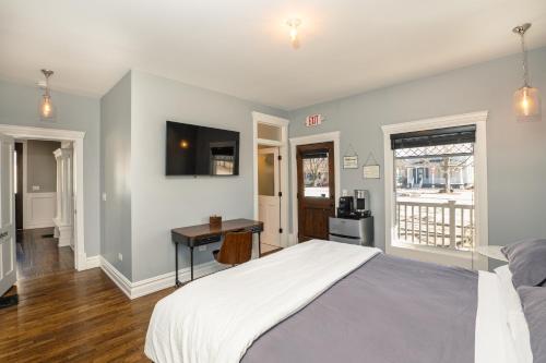 The Plainfield Inn