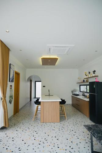 Villa is close to nature in Son Dong