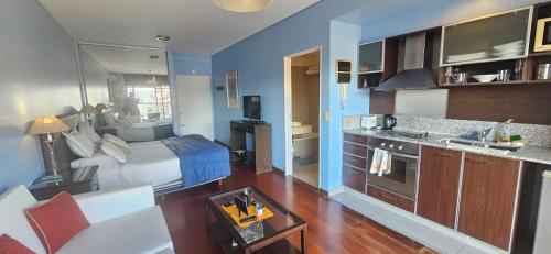 Recoleta - High-floor suite in exclusive building