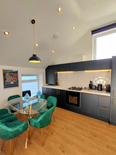 ห้องครัว, Blue Door Apartments in โดเวอร์