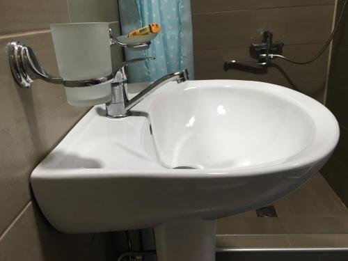 Batumi Summer Hotel – Batumi, IL