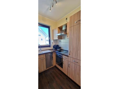 Konyha, Maisonette-Traum mit Dachterrasse und Panorama in Usseln