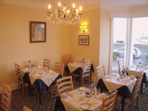 Britannia Guest House - main image