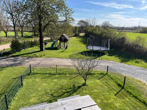 兒童遊樂場, Kleine Freiheit in 尤貝克