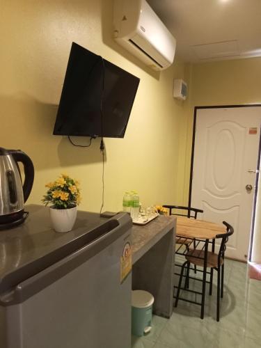 Airee Mini House – Bang Tao Bay, WY