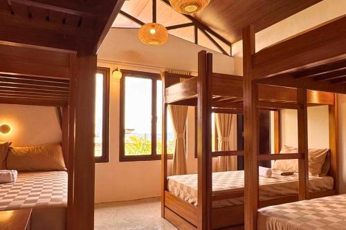 Mula De La Paz Room Type - Suite with Pool View