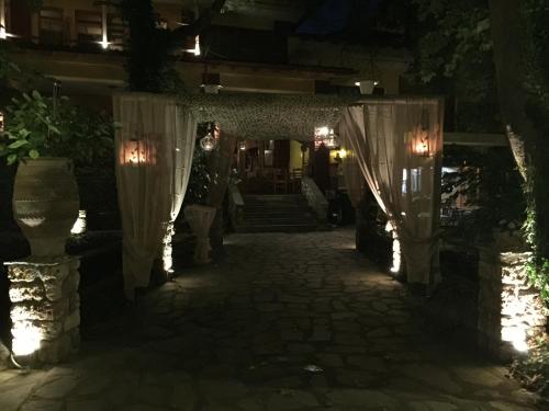 Margaret's Island Hotel - image 12
