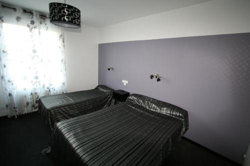 Picardy - image 2