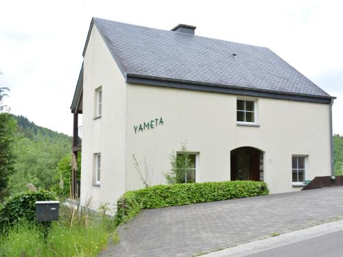 Hill View Apartment in Bouillon with Terrace