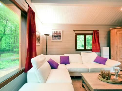 Spacious Chalet with Sauna in Beauraing in Beauraing