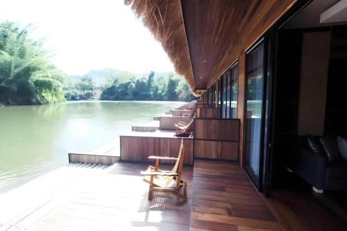 The River Life Resort near Mahawangchang Elephant Camp