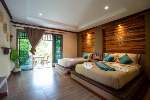 Lanta Riviera Beach Resort in Baan Klong Khong