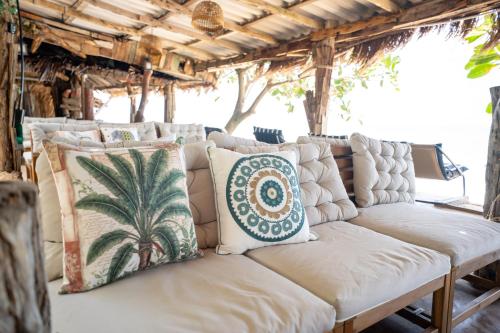 Bar/lounge, Lanta Riviera Beach Resort in Baan Klong Khong