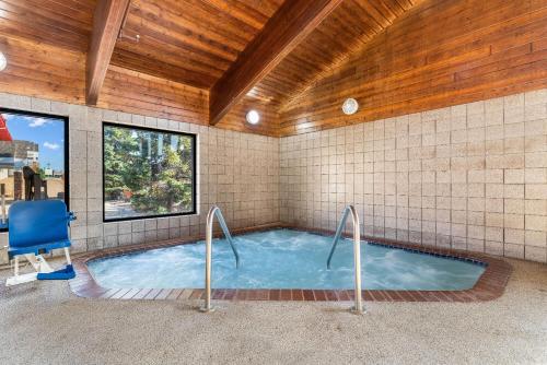 AmericInn by Wyndham Mounds View Minneapolis in Mounds View, USA