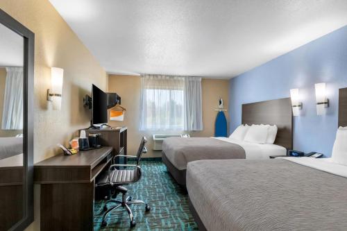 Super 8 by Wyndham Johnstown in Johnstown, USA