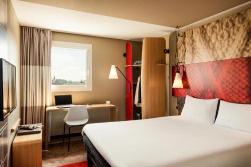 hotel photo