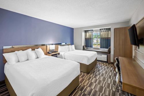 Microtel Inn by Wyndham Greensboro - image 10