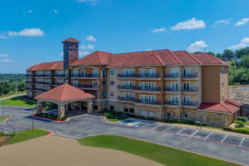 . La Quinta by Wyndham Marble Falls