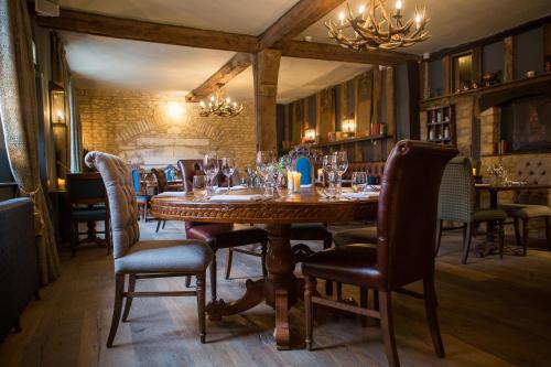 ห้องอาหาร, เดอะ พอร์ช เฮาส์ (The Porch House) in สโตว์-ออน-เดอะ-โวลด์