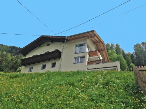  Apartment Hauser 2, Pension in Tobadill