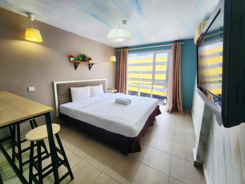 room detail thumbnail 0