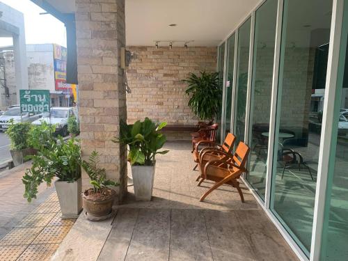 Facilities, S2S Queen Trang Hotel in Trang
