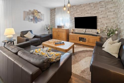 Villa Admiral Your Idyllic Retreat in rural area of Trogir hinterland in Blizna Gornja