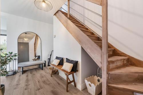 Entrance, Grande maison familiale avec jardin, proche Paris & Orly in Arpajon